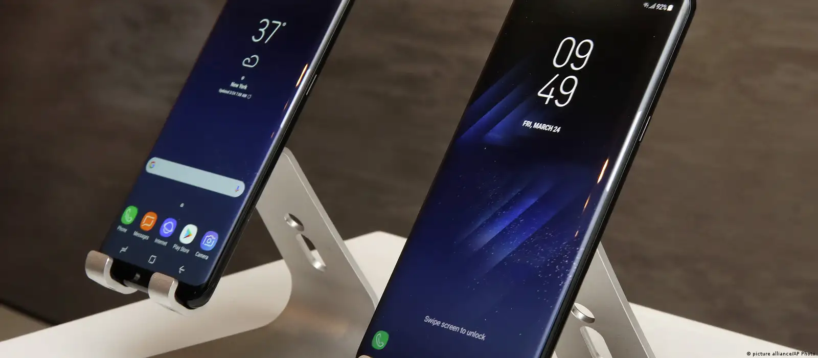 All Samsung Mobile Price In Pakistan